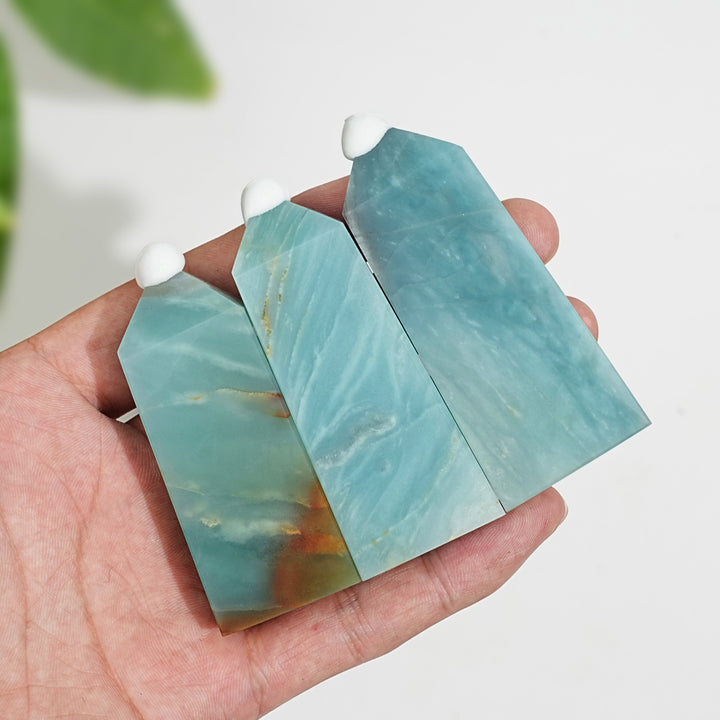 Natural Crystal Blue Quartzite Short Point
