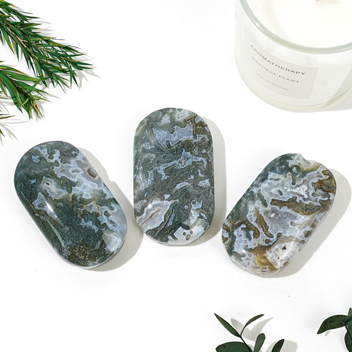 Natural Moss Agate Palm Stone