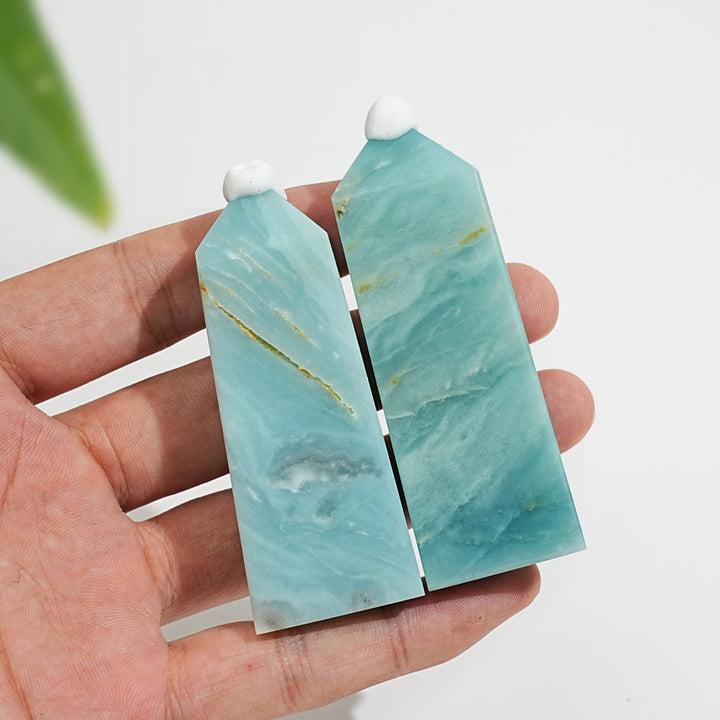 Natural Crystal Blue Quartzite Short Point
