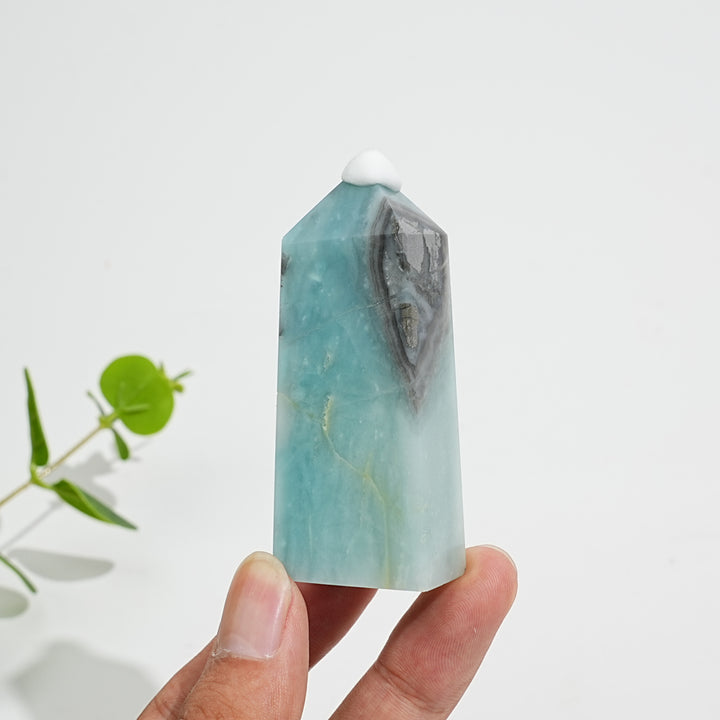 Natural Crystal Blue Quartzite Short Point