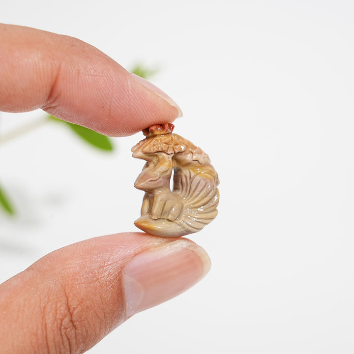 Natural Crystal Alashan Moon Fox Mini Carving