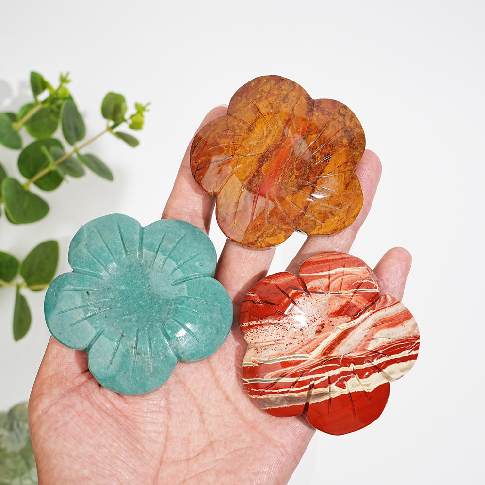 Natural Crystal Peach Blossom Sphere Holder Carving