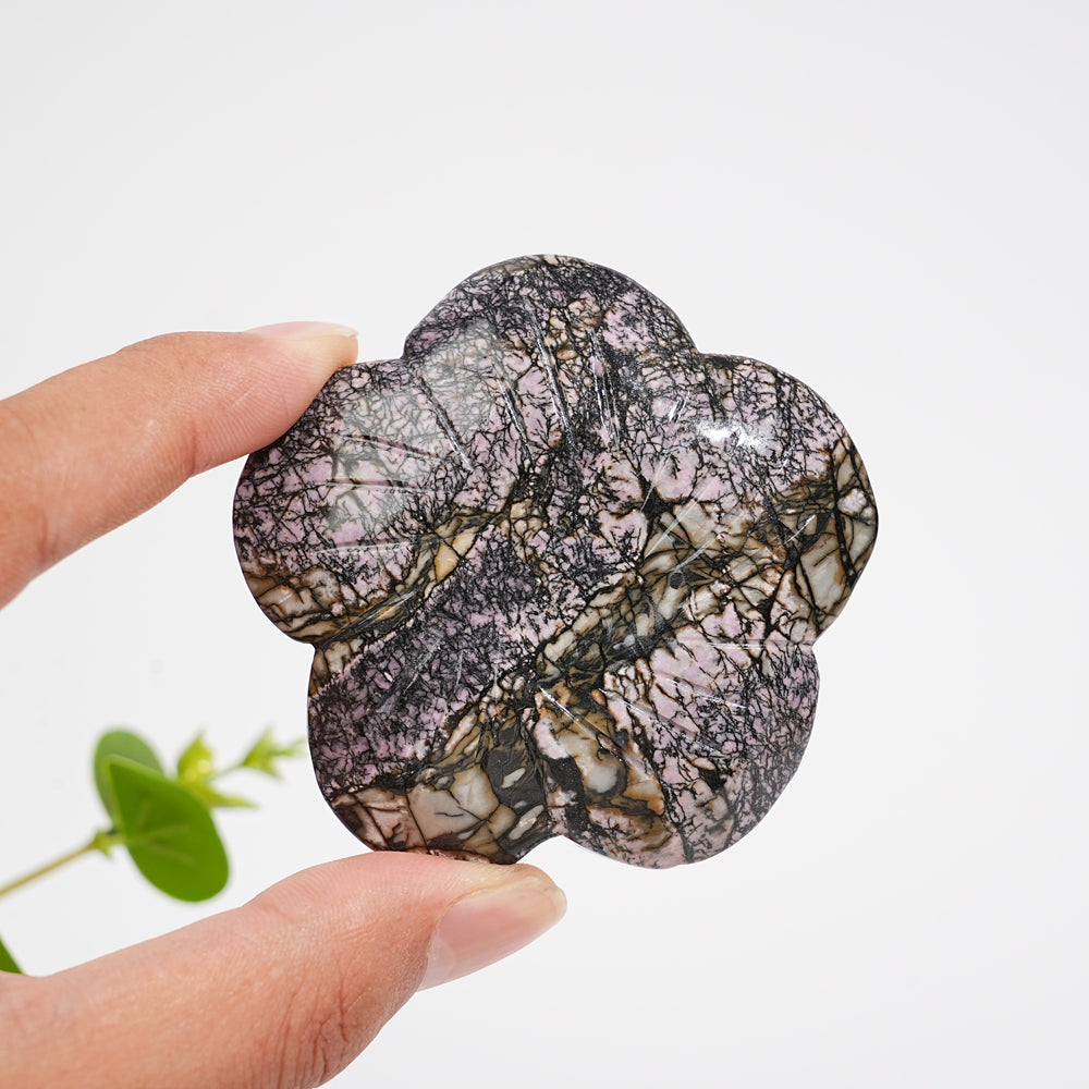 Natural Crystal Peach Blossom Sphere Holder Carving