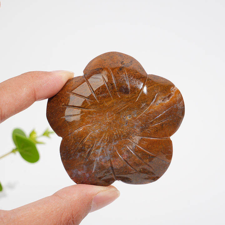 Natural Crystal Peach Blossom Sphere Holder Carving