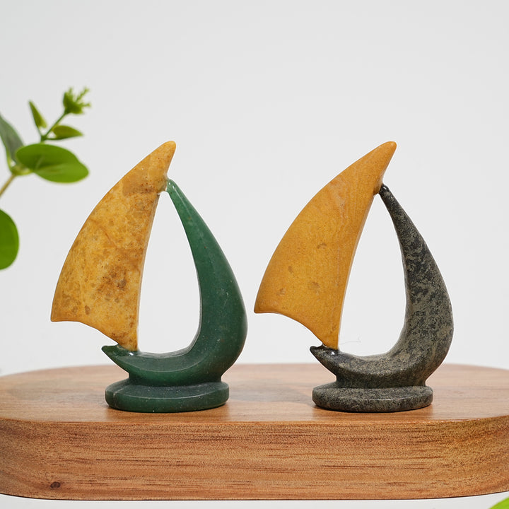 Natural Crystal Carving Exquisite Sailboat