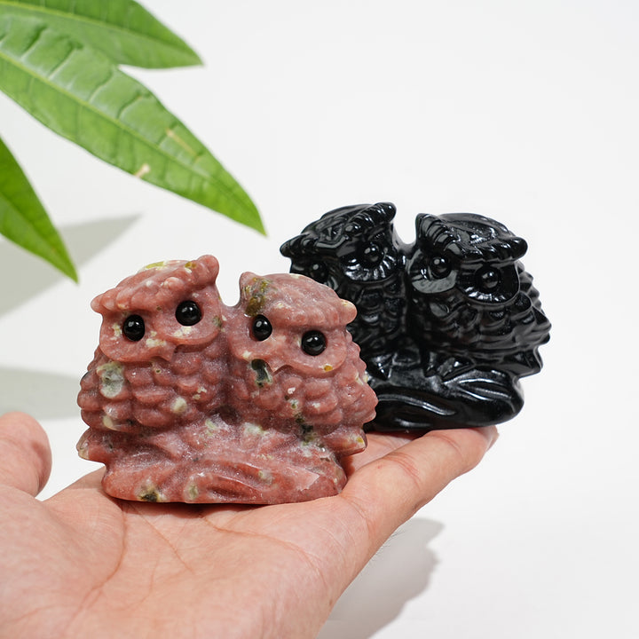Natural Crystal Couple Owl Embrace Carving