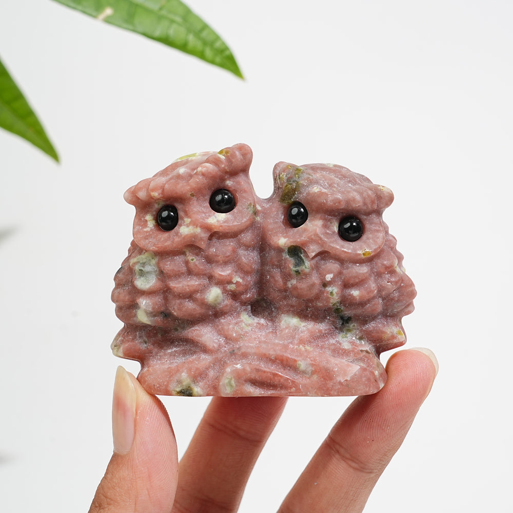 Natural Crystal Couple Owl Embrace Carving