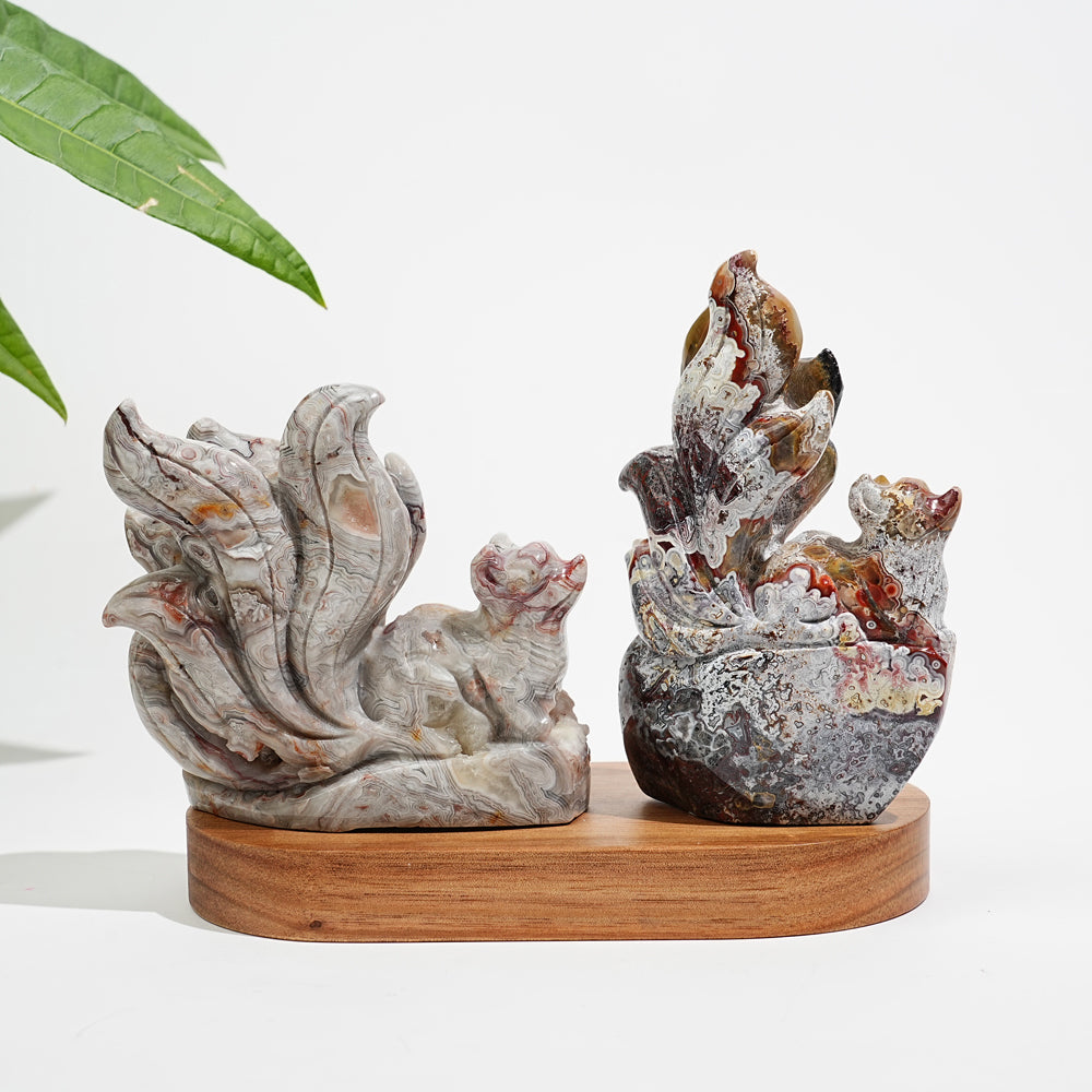 Unique,A Slightly Imperfect Natural Mexican Agate Nine-Tailed Fox Carving