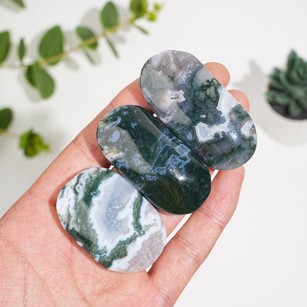 Natural Crystal Moss Agate Palm Stone