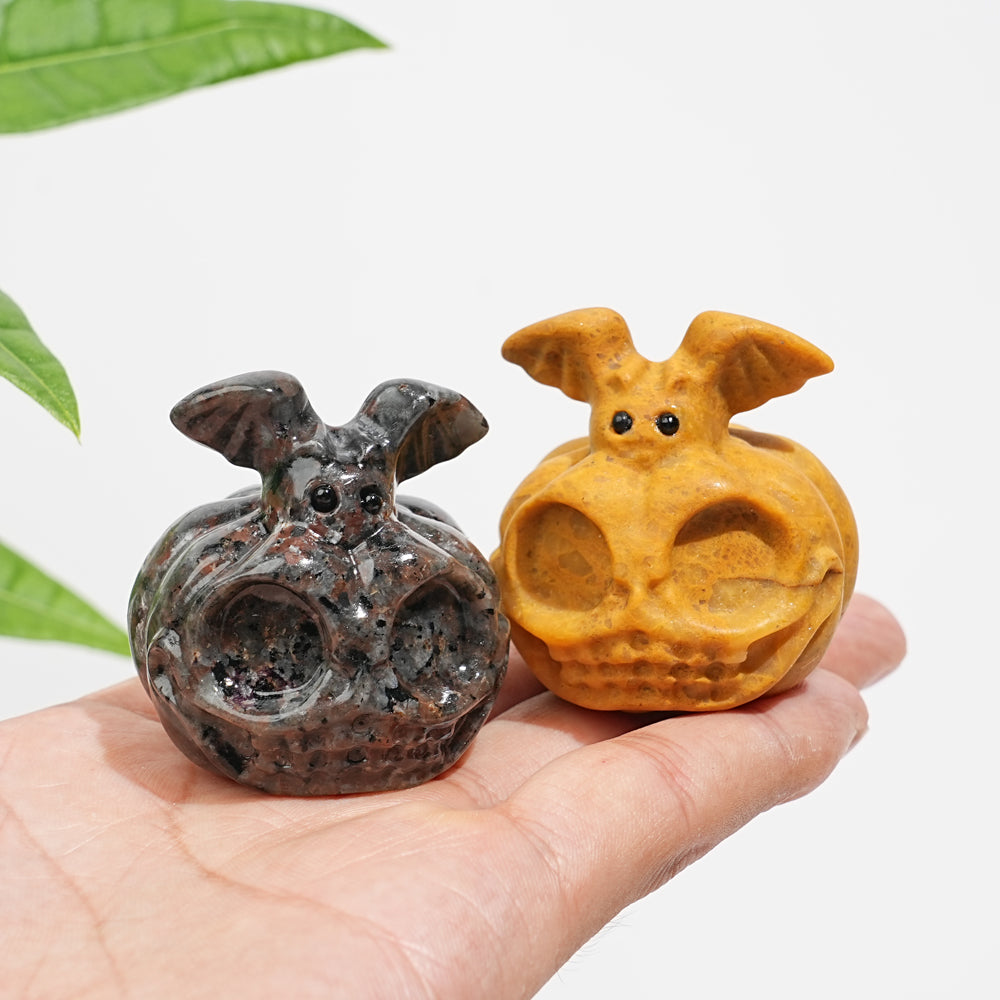 Natural Crystal Adorable Pumpkin Bat Carving