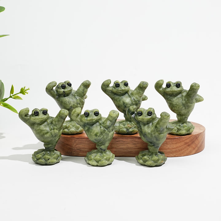 Natural Crystal Carving Serpentine Kung Fu Frog