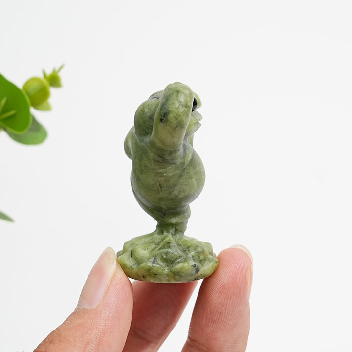 Natural Crystal Carving Serpentine Kung Fu Frog