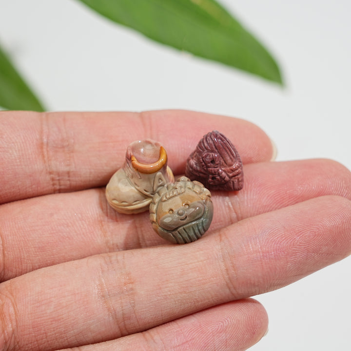 Natural Crystal Alashan Agate Mini Theme Carving