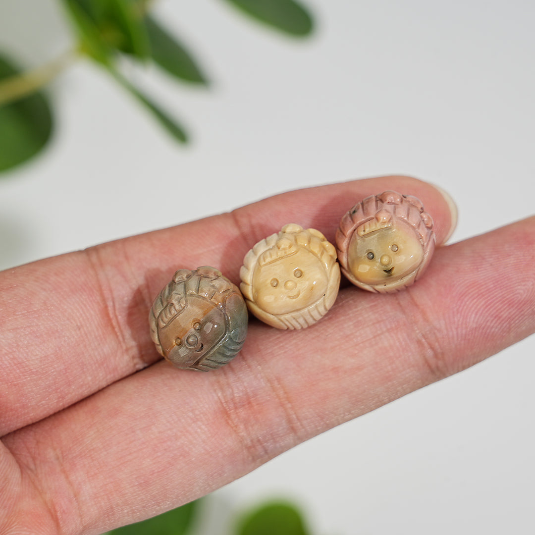Natural Crystal Alashan Agate Mini Theme Carving