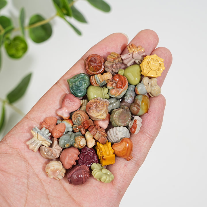 Natural Crystal Carving Mini Alashan Agate Multiple Styles