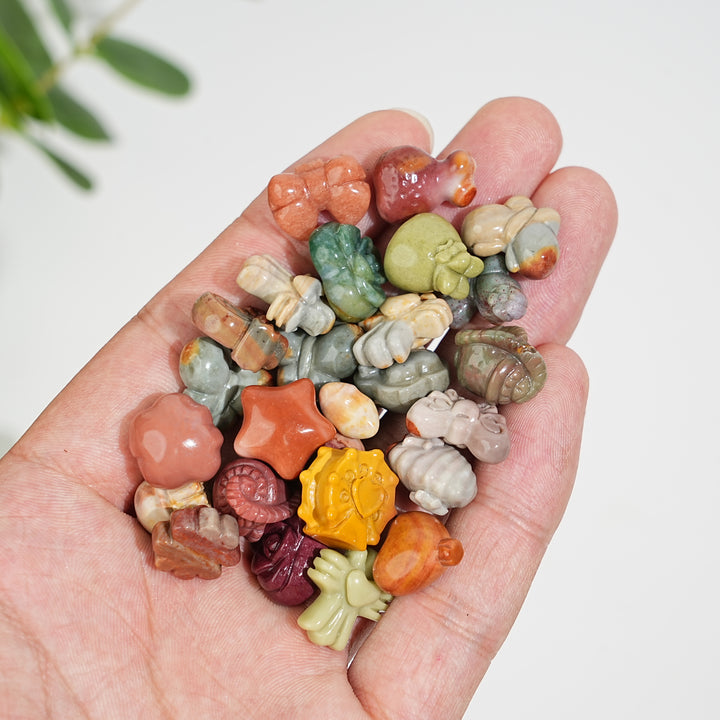 Natural Crystal Carving Mini Alashan Agate Multiple Styles