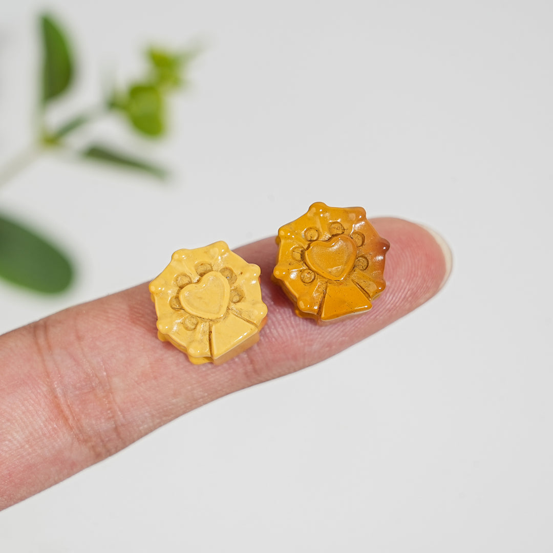 Natural Crystal Carving Mini Alashan Agate Multiple Styles