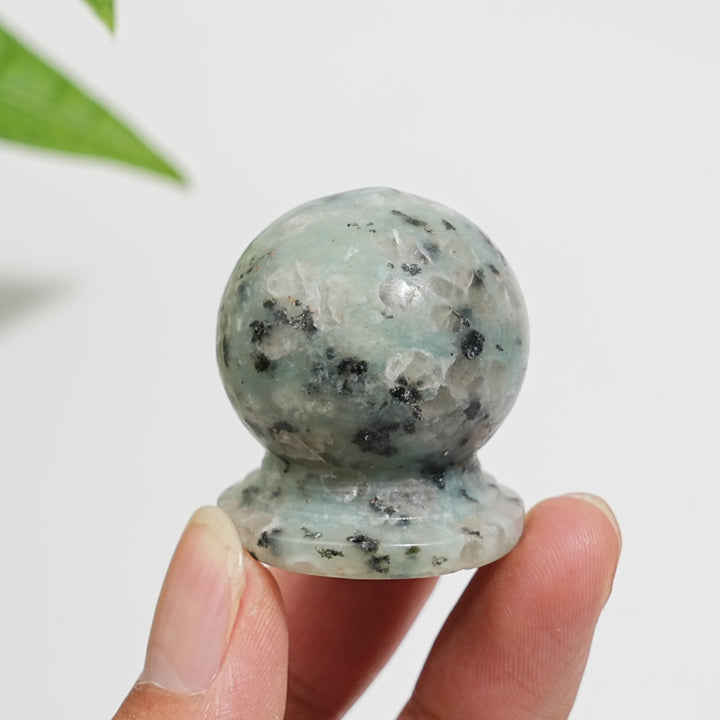 Natural Kiwi Jasper Roadblock Stone Piers Carving