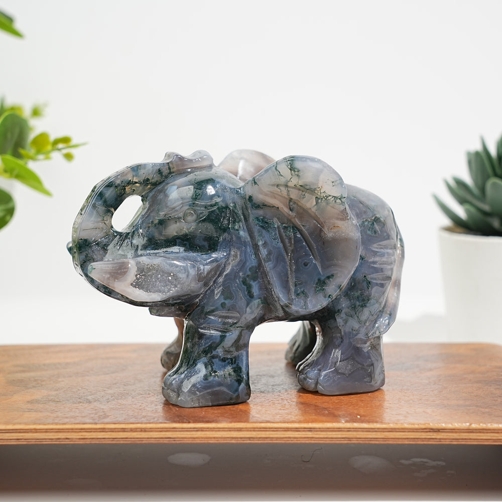 Unique,Natural Moss Agate Elephant Carving