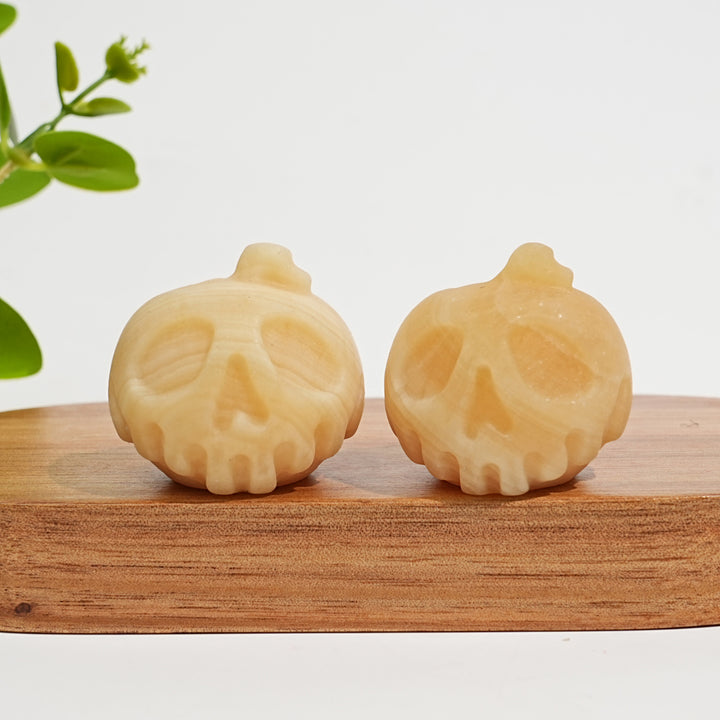 Natural Crystal Carving Poison Apple Skull