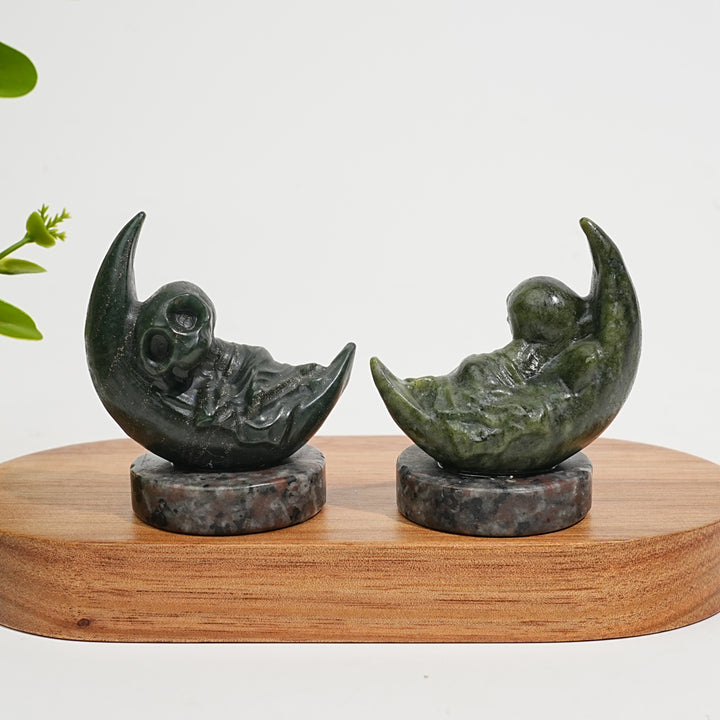 Natural Crystal Carving Moon Skull Human