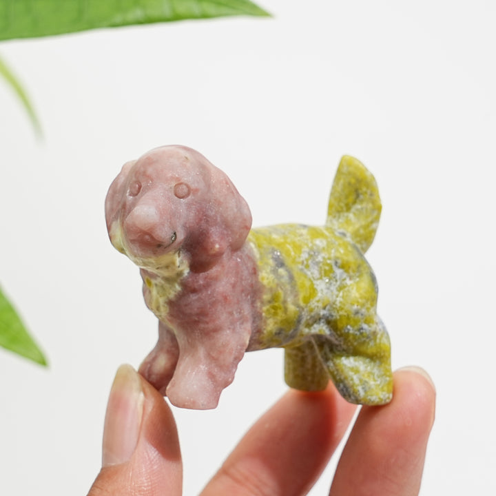 Natural Crystal Golden Retriever Carving
