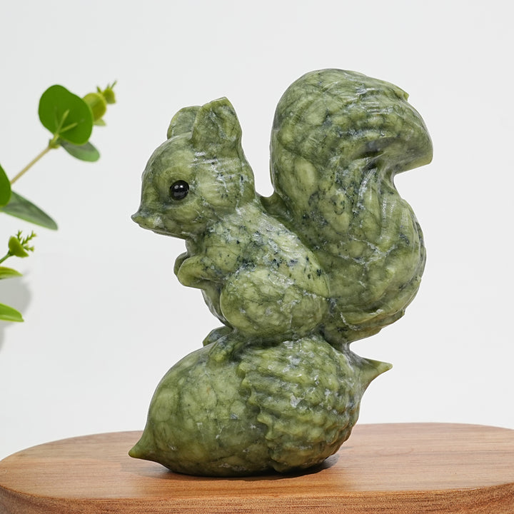 Unique,Natural Crystal Carving Cute Serpentine Squirrel