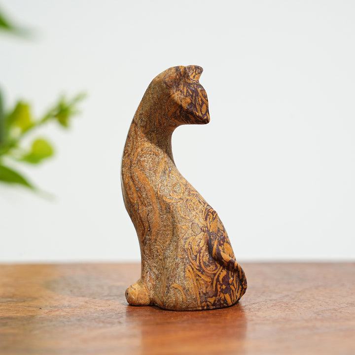 Natural Crystal Carving Looking Back Cat