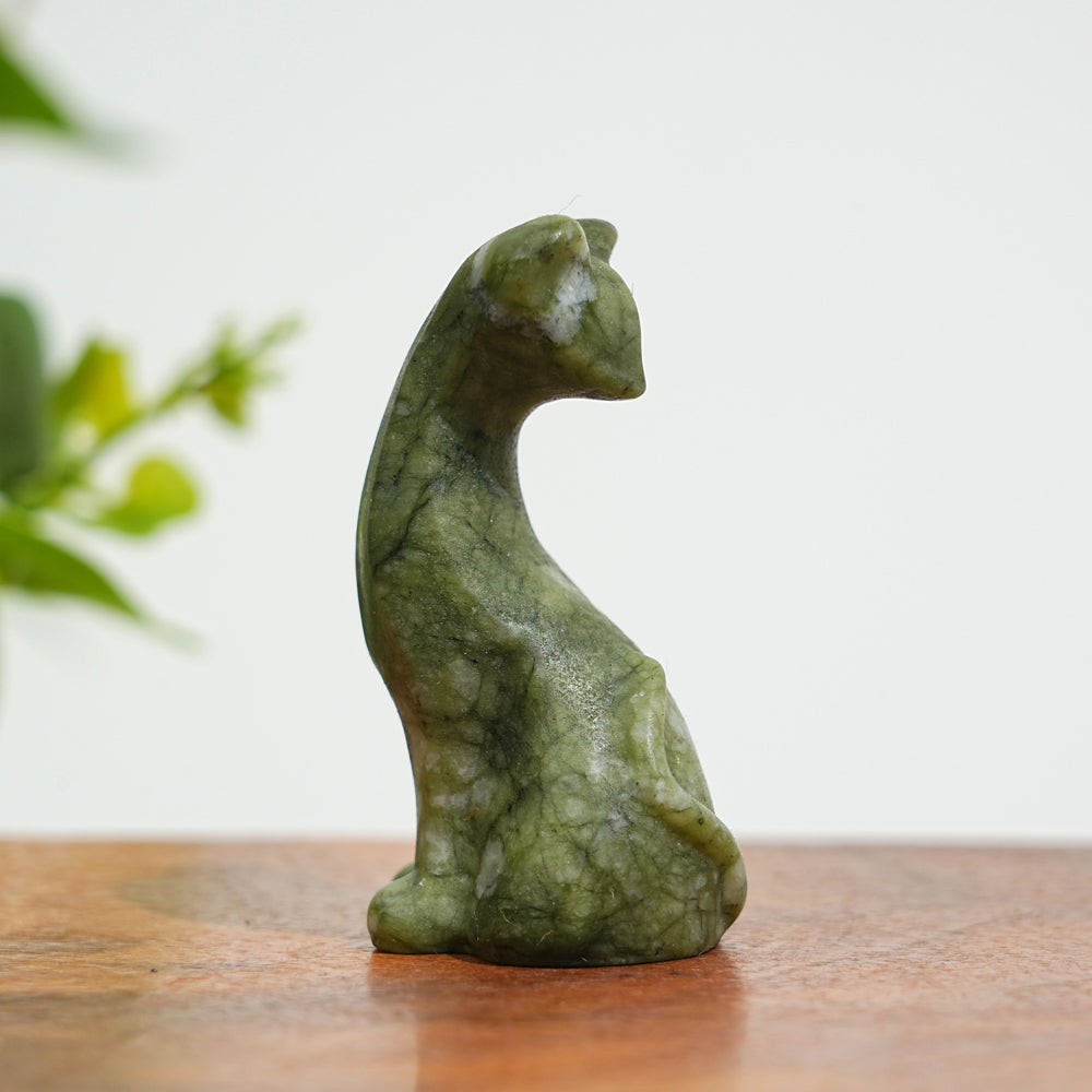 Natural Crystal Carving Looking Back Cat