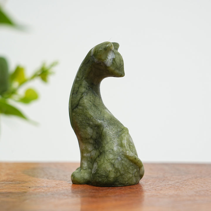 Natural Crystal Carving Looking Back Cat