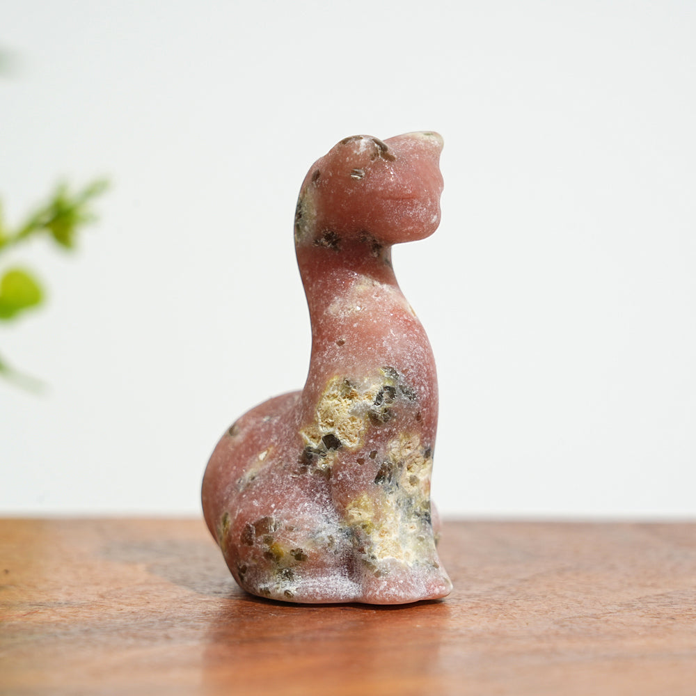 Natural Crystal Carving Slender Cat