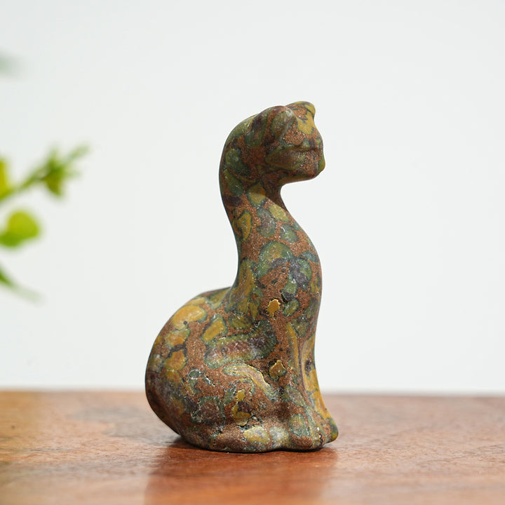 Natural Crystal Carving Slender Cat