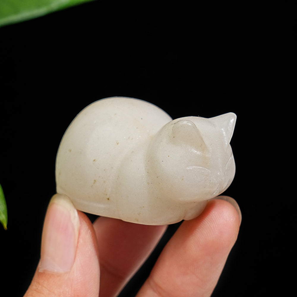 Natural Carving Loaf Cat