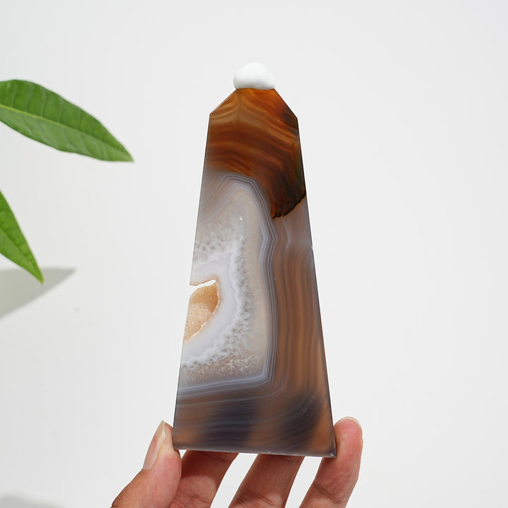 Unique,Natural Crystal Exquisite Agate Geode Point