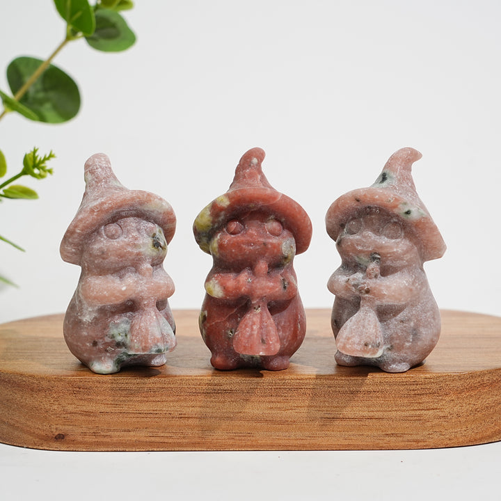 Natural Crystal Carving Witch Cat With Broom
