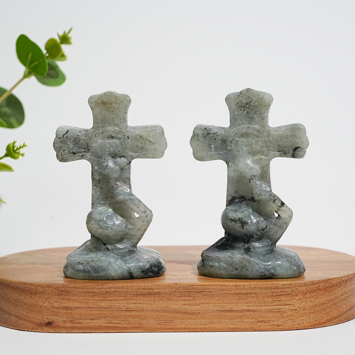 Natural Crystal Carving Skull Cross