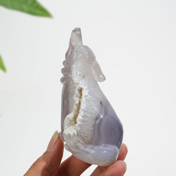 Natural Crystl Agate Geode Howling Wolf Carving