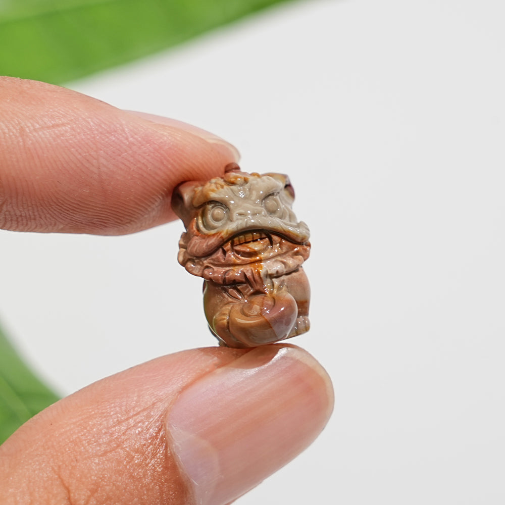 Natural Crystal Alashan Agate Lion Dance Mini Carving