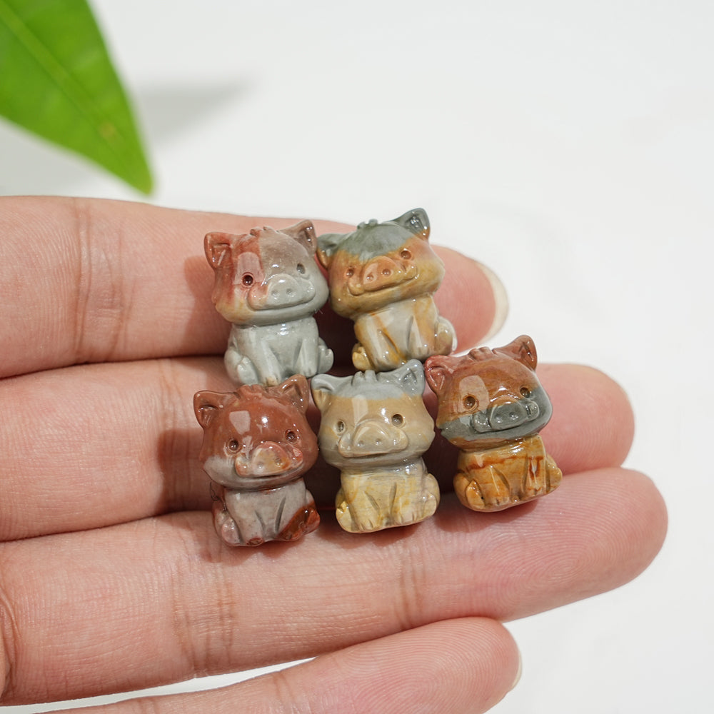 Natural Crystal Alashan Agate Porcupine Carving