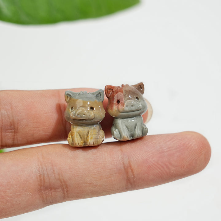 Natural Crystal Alashan Agate Porcupine Carving