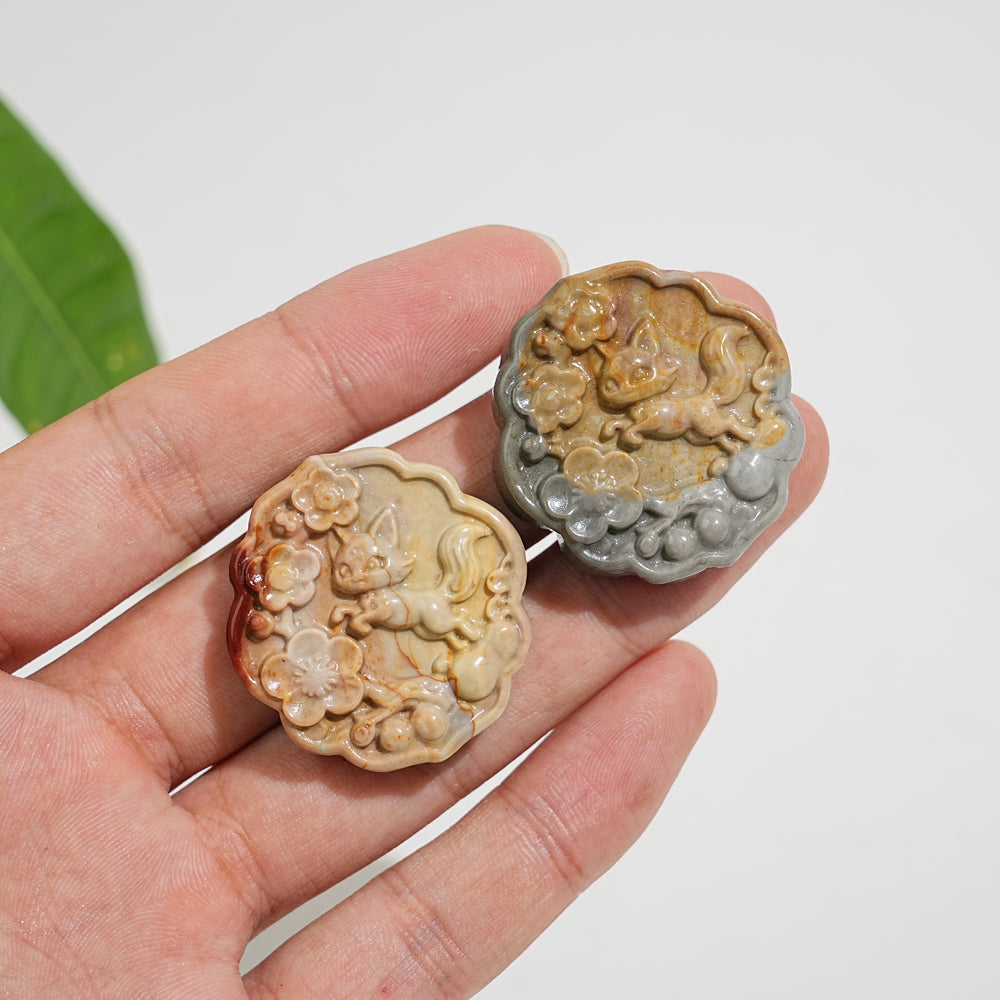 Natural Crystal Alashan Agate Fox Plaque Carving
