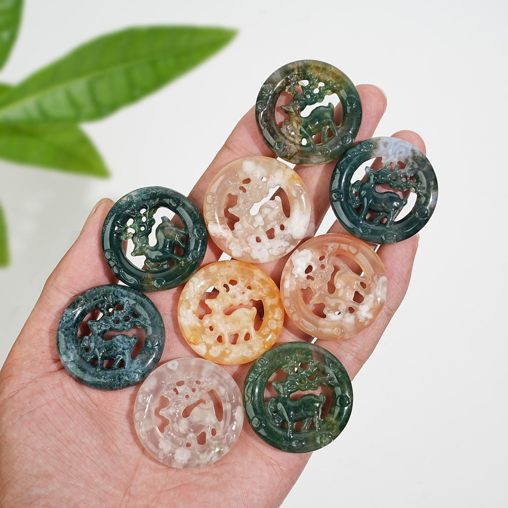 Natural Crystal Hollow Cut Deer Circle