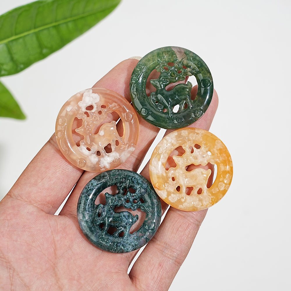Natural Crystal Hollow Cut Deer Circle