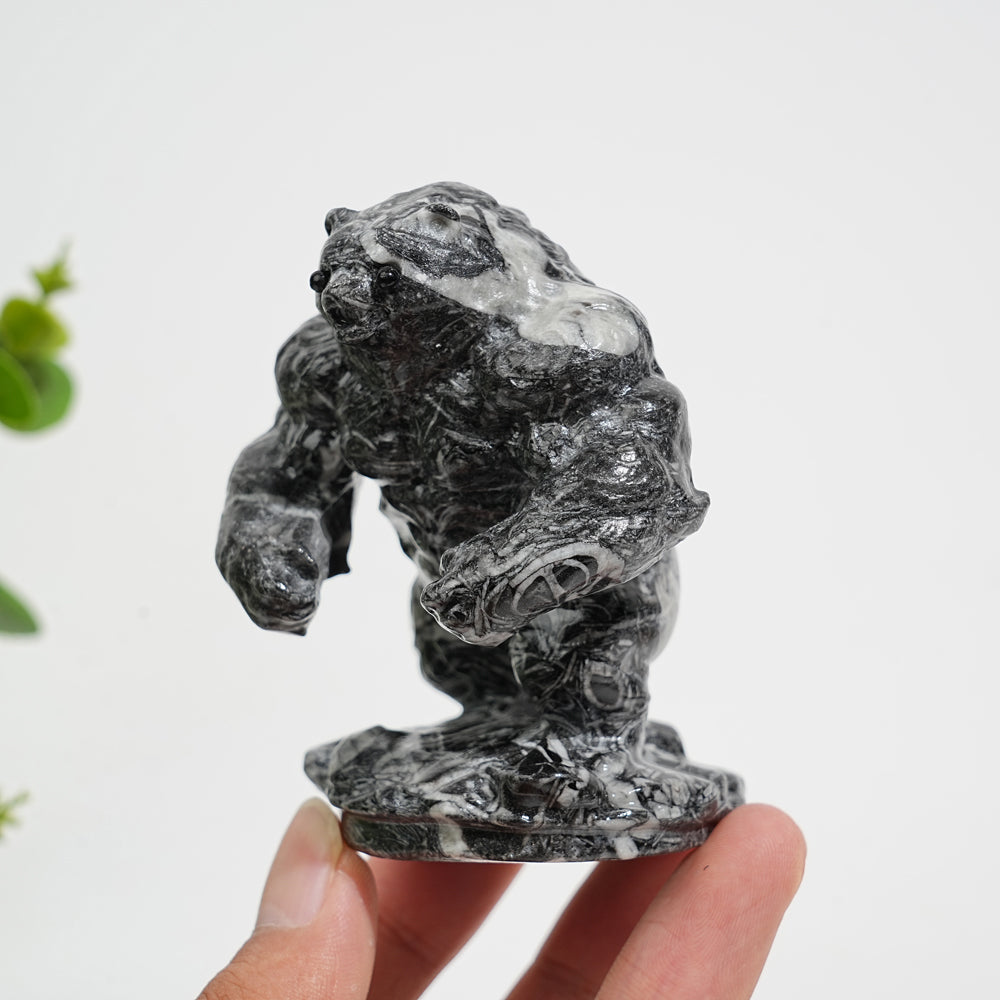 Unique,Natural Crystal Carving Shell Fossil Muscle Bear