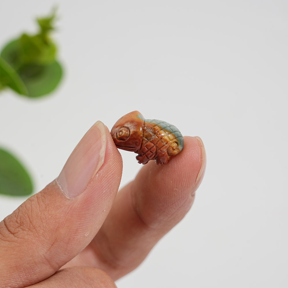 Natural Crystal Alashan Agate Chameleon Carving
