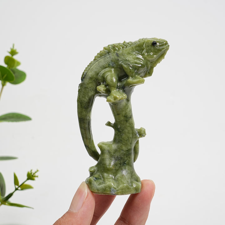 Natural Crystal Carving Cute Lizard On Branch