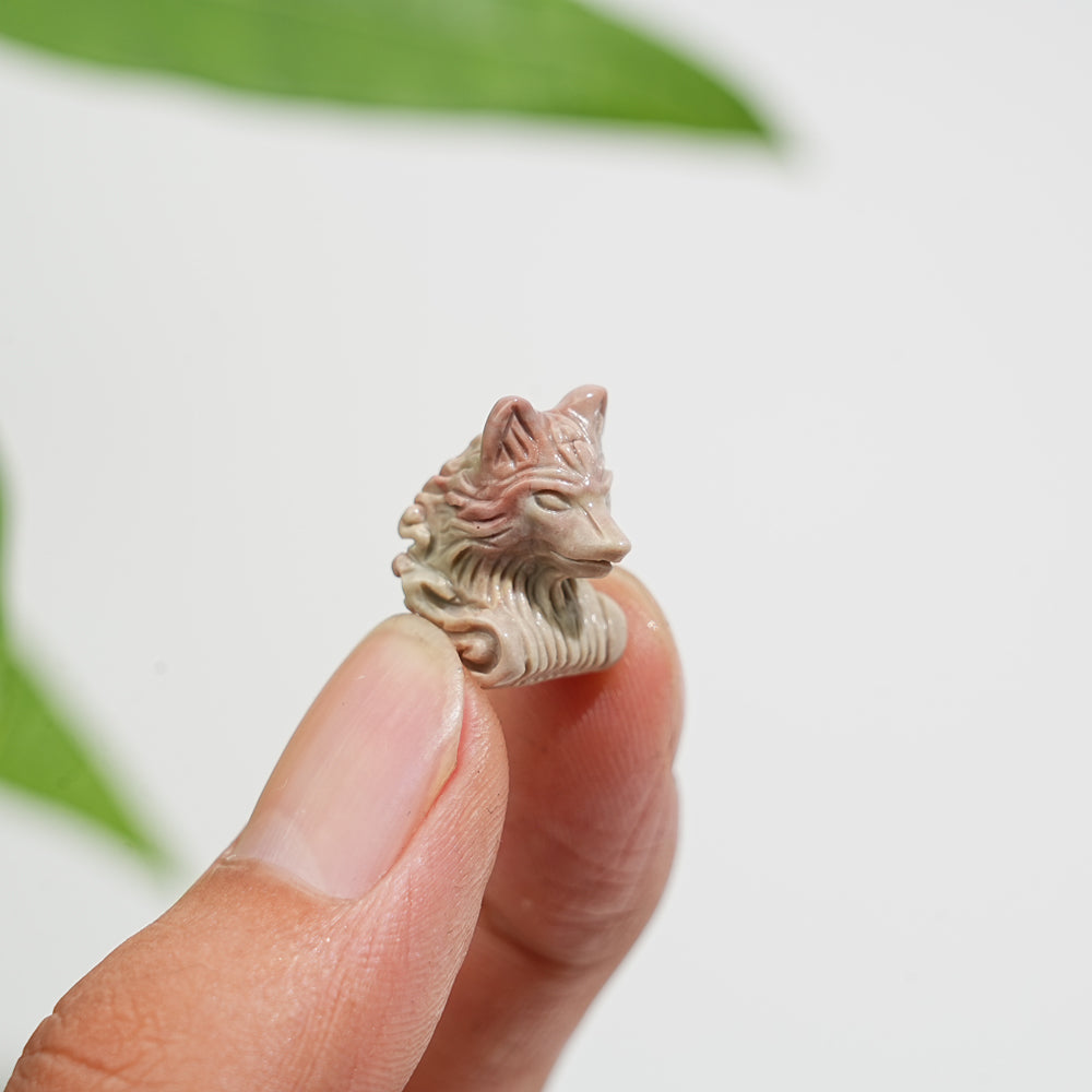 Natural Crystal Alashan Agate Wolf Head Carving