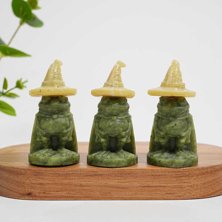 Natural Crystal Carving Serpentine Wizard Frog