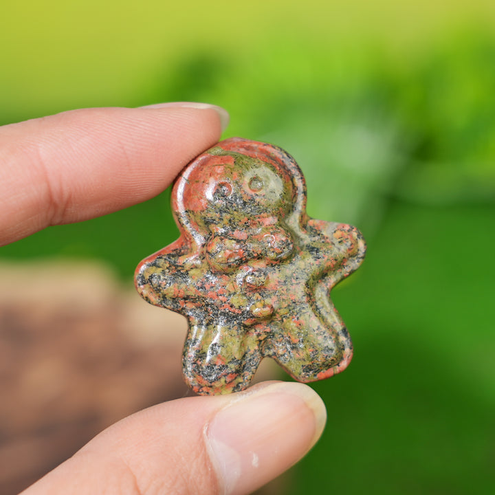 Natural Crystal Carving Gingerbread Man