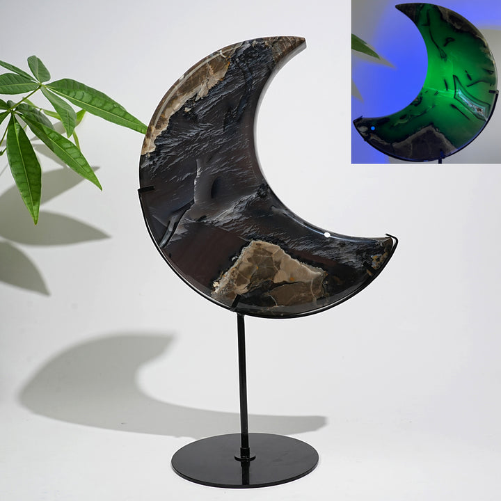 Unique,A Slightly Imperfect Natural Crystal Volcanic Agate Moon